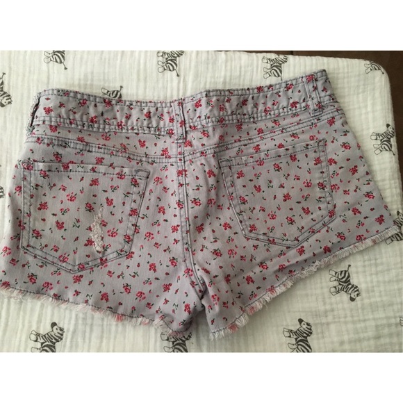 American rag shorts - Picture 2 of 2